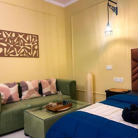 The Bunkin Hostel&Pg Neu-Delhi Exterior foto